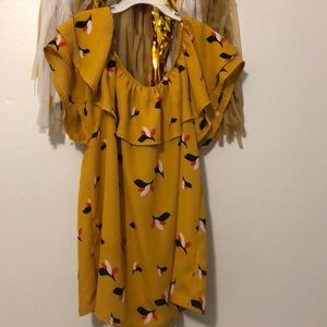 Shirt/of the shoulder shirt